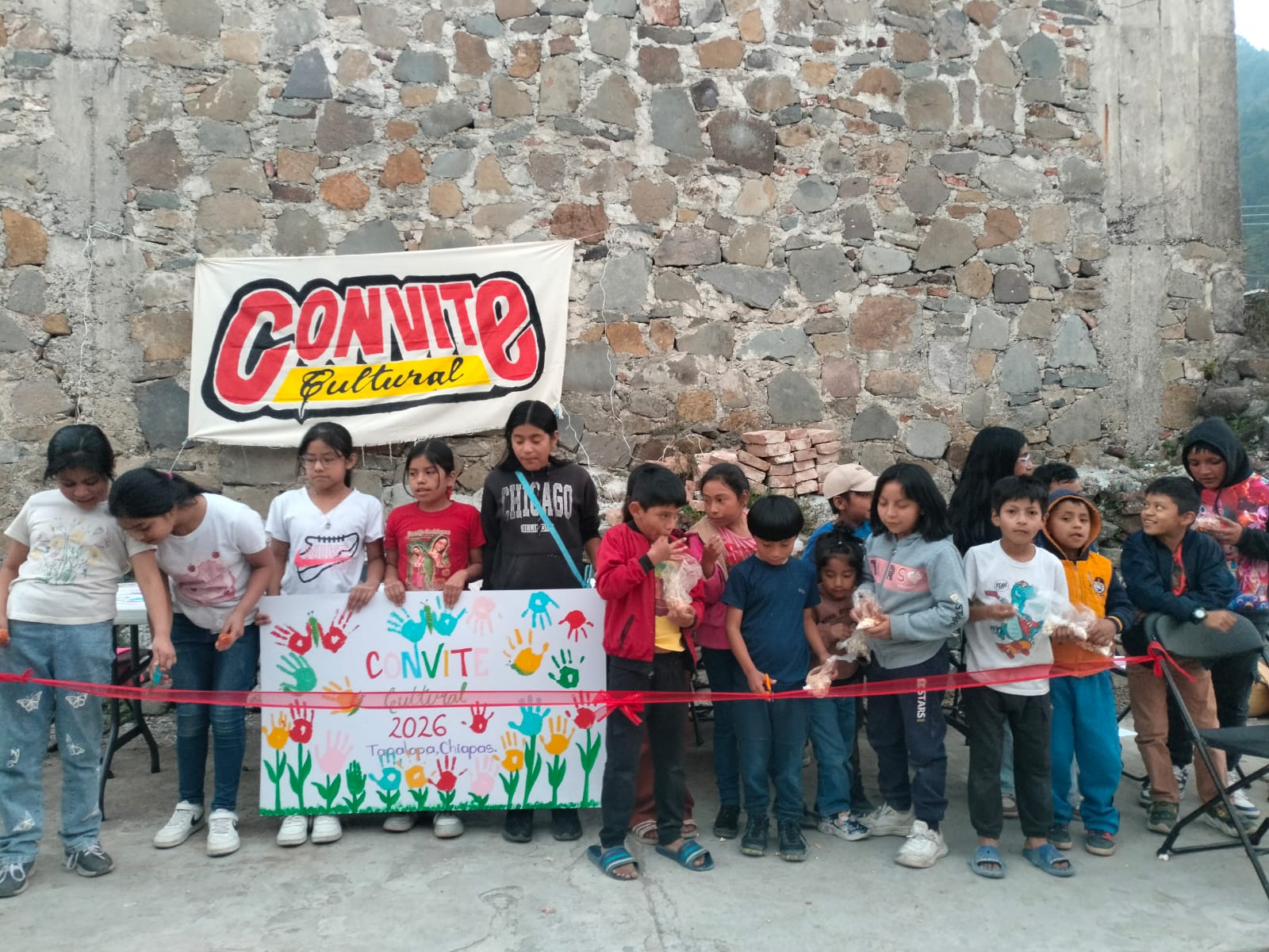 Actividad Cultural Comunitaria: Convite cultural en el Atrio de la parroquia de San Agustín, Tapalapa, Chiapas